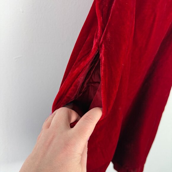 NWT Modcloth Crushed Velvet Suspender Skirt Holly Berry Red Size Small S NEW - Picture 5 of 13
